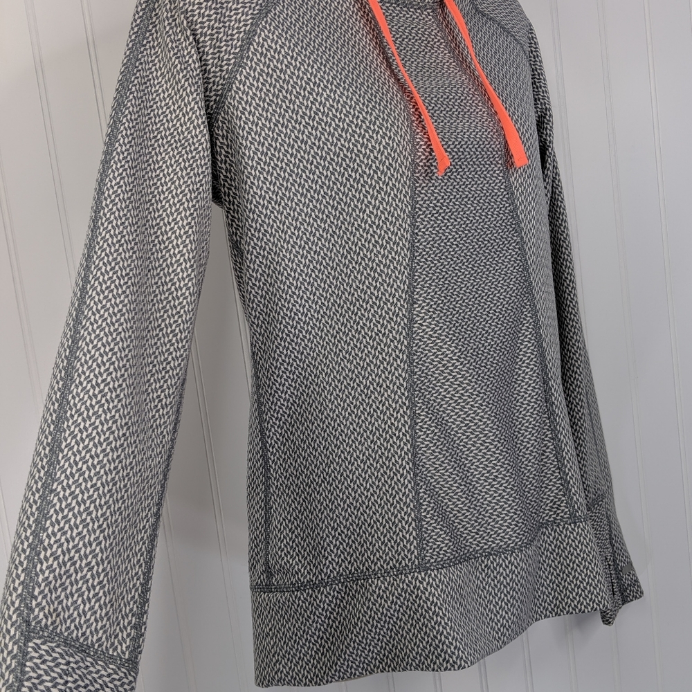 Avalanche Performance Layer Funnel Neck Pullover … - image 3